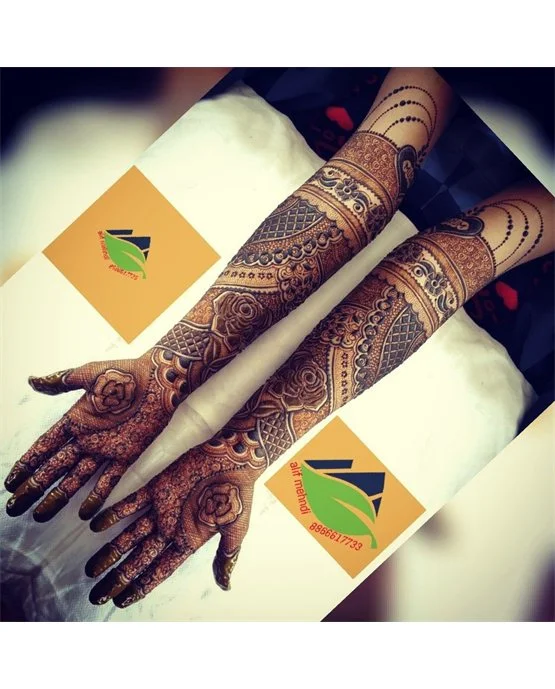 Spiral Droplet Trail On Stylish Full Hand Mehndi Design